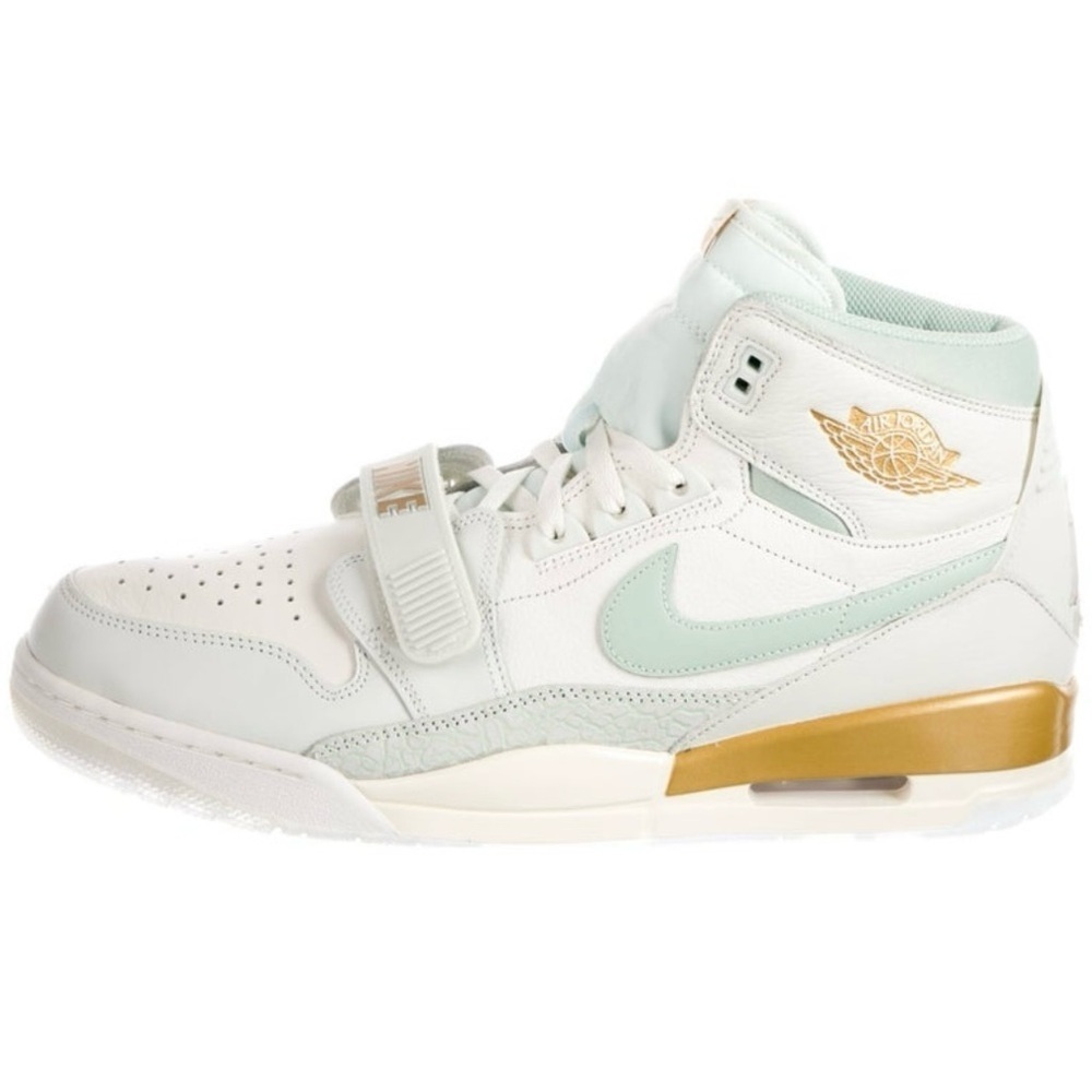 Nike Air Jordan Legacy 312 Sneakers